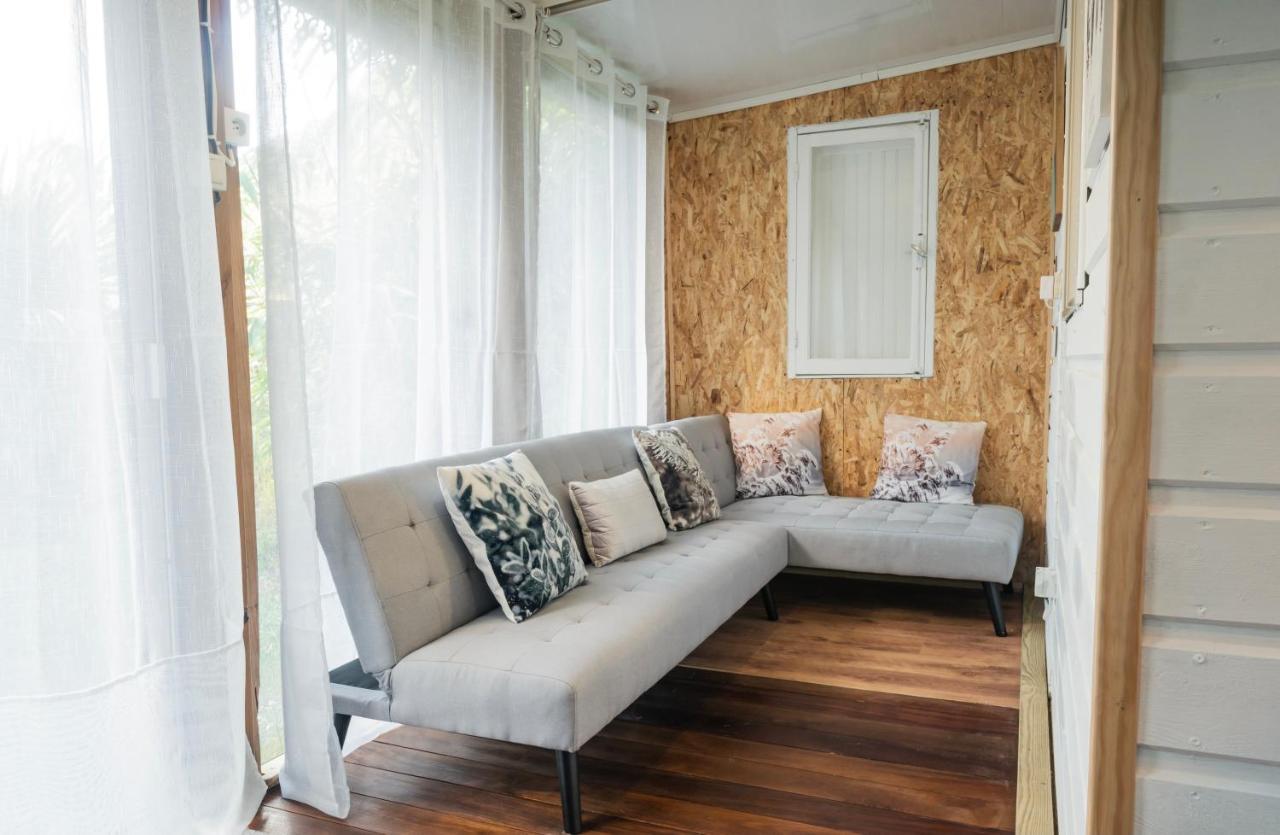 Sur La Route Du Voile Meuble Hibiscus Apartman Salazie Kültér fotó